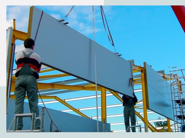 Монтаж сэндвич-панелей в Липецке от 624 руб.